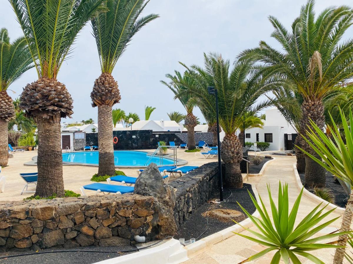 Lc Bastian Marina Bungalow Costa Teguise Buitenkant foto