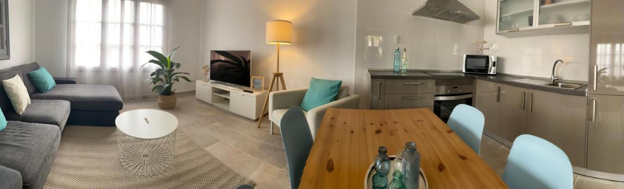 Lc Bastian Marina Bungalow Costa Teguise Buitenkant foto